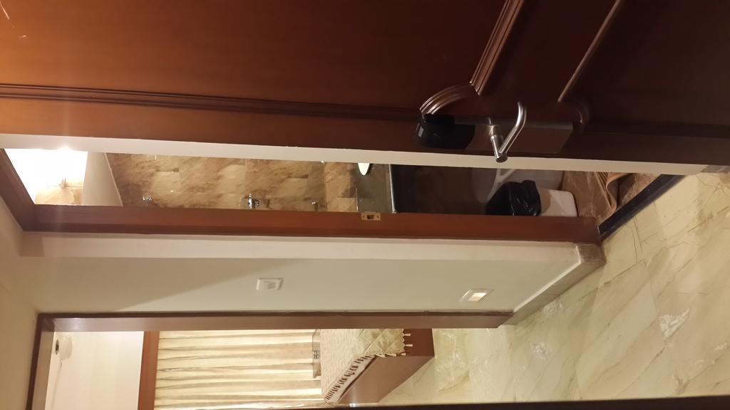 Paramount Inn Sriperumbudur Dış mekan fotoğraf